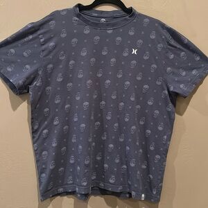 Hurley Men’s Skulls T-Shirt. Size Large. Design in Costa Mesa, CA. 100% Cotton.